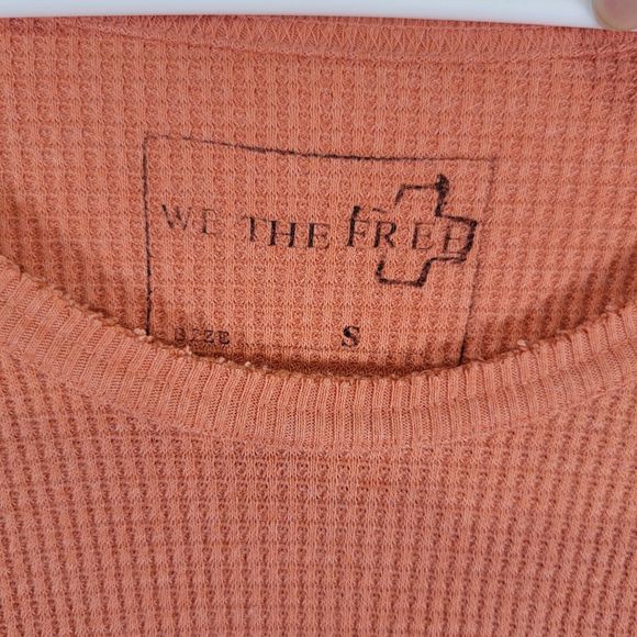 We the Free People Peach Thermal Long Sleeve Shirt Women's Size Small Boho Top - Picture 2 of 7
